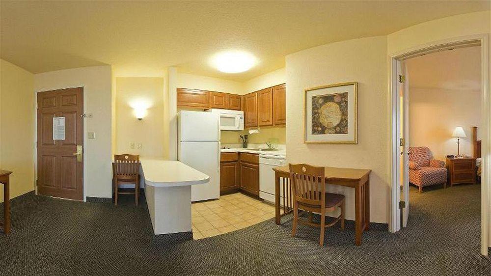 Staybridge Suites Hotel Springfield South, An Ihg Hotel Εξωτερικό φωτογραφία
